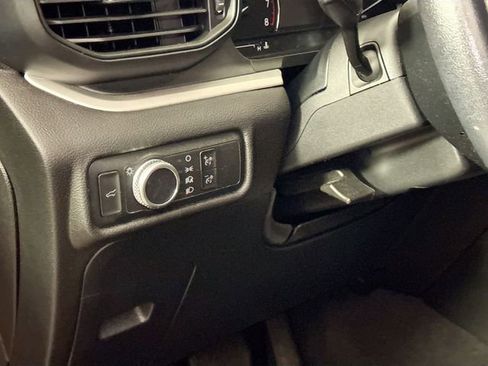 Used 2022 Ford Explorer XLT w/ Class IV Trailer Tow Package image 23