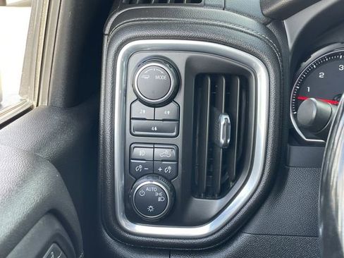 Used 2023 Chevrolet Silverado 2500 LT w/ Convenience Package AWD/4WD image 23