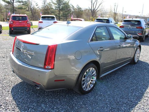Used 2010 Cadillac CTS Premium image 7