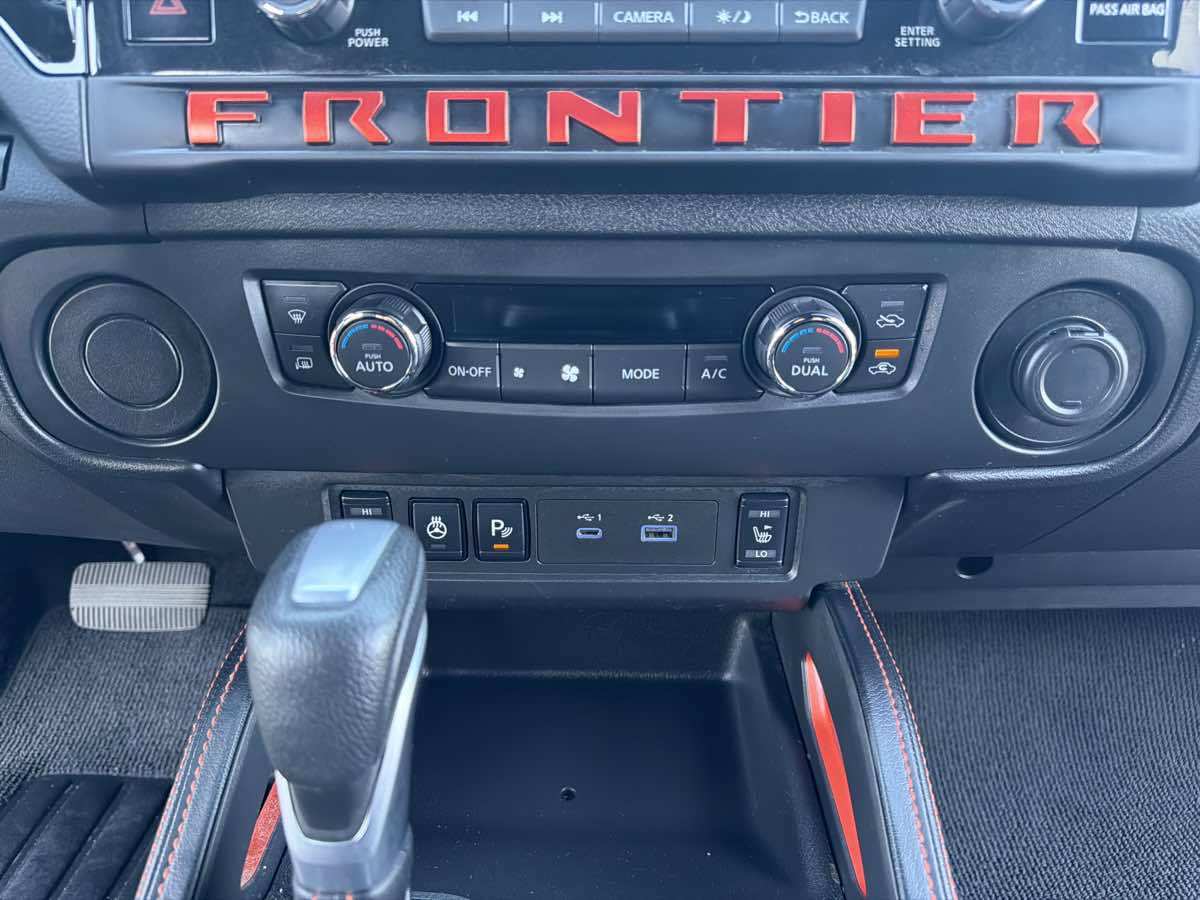 Used 2025 Nissan Frontier Pro-X w/ Pro Convenience Package RWD image 44