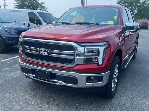 Used 2025 Ford F150 Lariat w/ Equipment Group 501A Mid AWD/4WD image 13