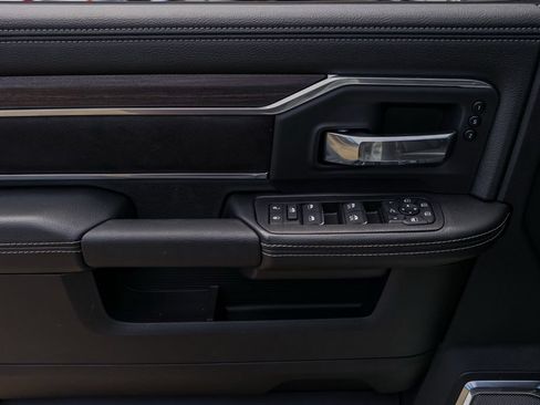 New 2027 RAM 2500 Laramie AWD/4WD image 23