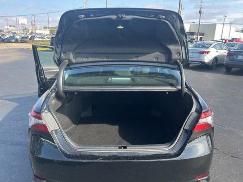 Used 2024 Toyota Camry XSE image 12