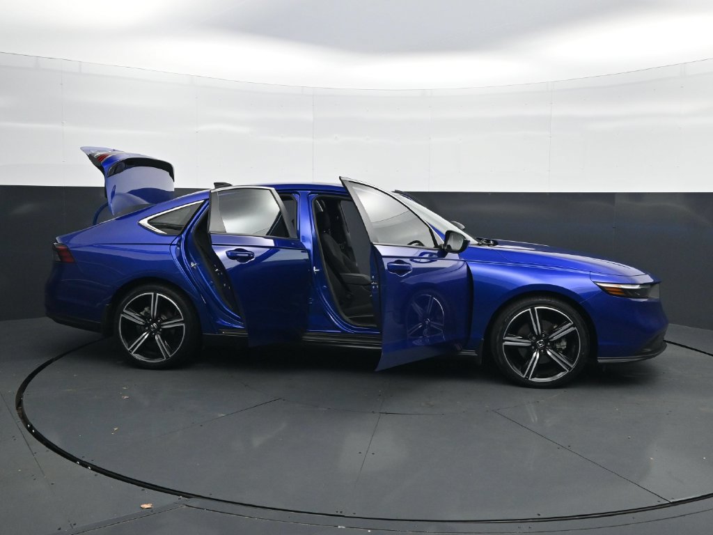 Used 2024 Honda Accord Sport image 47