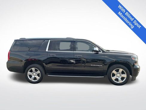 Used 2020 Chevrolet Suburban Premier w/ Max Trailering Package RWD image 2