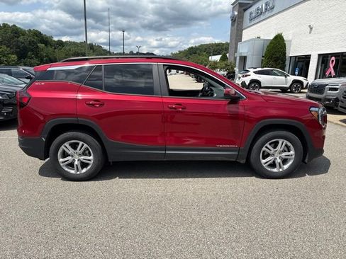 Used 2023 GMC Terrain SLE w/ Driver Convenience Package AWD/4WD image 6