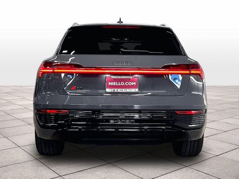 Certified 2024 Audi Q8 e-tron Premium Plus AWD/4WD image 7