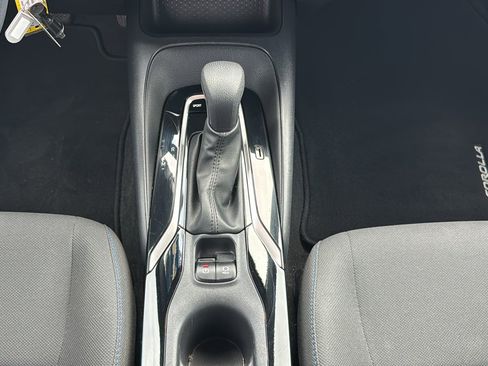 Used 2021 Toyota Corolla SE FWD image 33