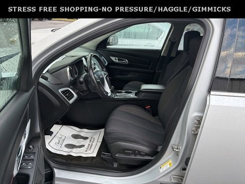 Used 2017 GMC Terrain SLE w/ Convenience Package image 16