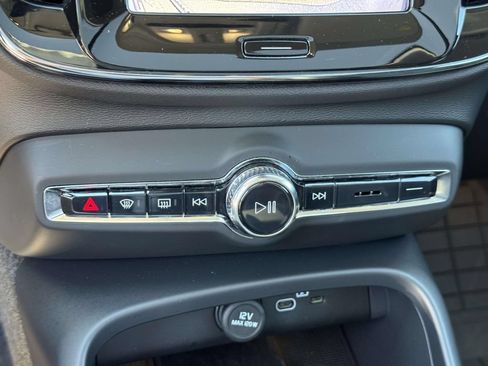 Certified 2026 Volvo XC40 B5 Plus w/ Protection Package Premier AWD/4WD image 30