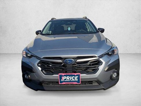 Used 2024 Subaru Crosstrek 2.0i Premium AWD/4WD image 2