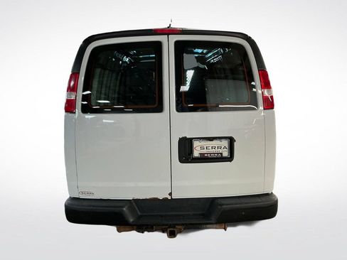 Used 2019 Chevrolet Express 2500 w/ Driver Convenience Package RWD image 4