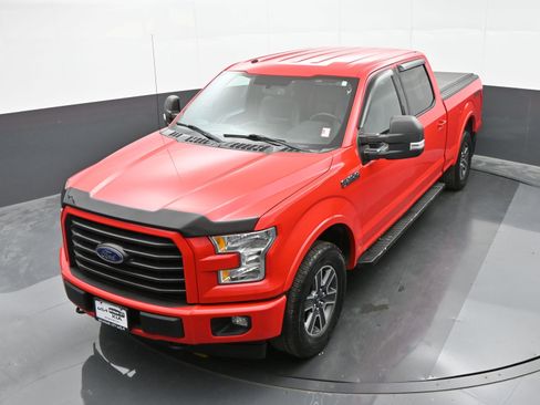 Used 2017 Ford F150 XLT w/ Equipment Group 301A Mid image 32
