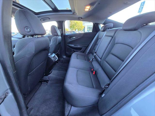 Used 2024 Chevrolet Malibu LT FWD image 16