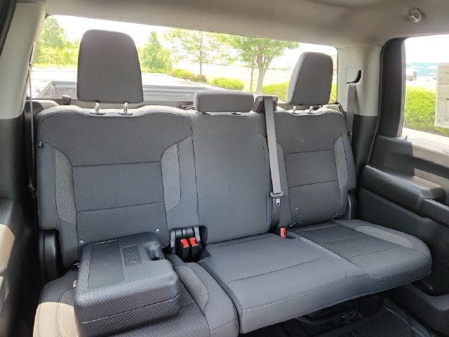 New 2026 Chevrolet Silverado 2500 Custom w/ Custom Value Package AWD/4WD image 18
