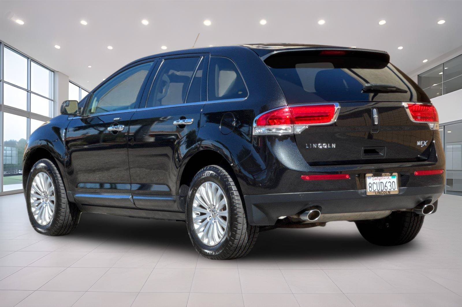 Used 2015 Lincoln MKX FWD image 6