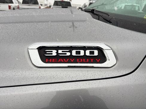 Used 2022 RAM 3500 Big Horn w/ Level A Equipment Group image 9