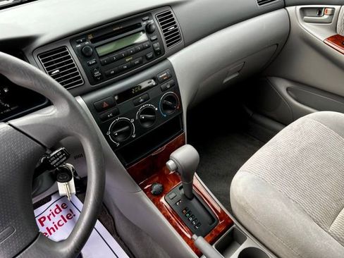 Used 2005 Toyota Corolla LE image 36