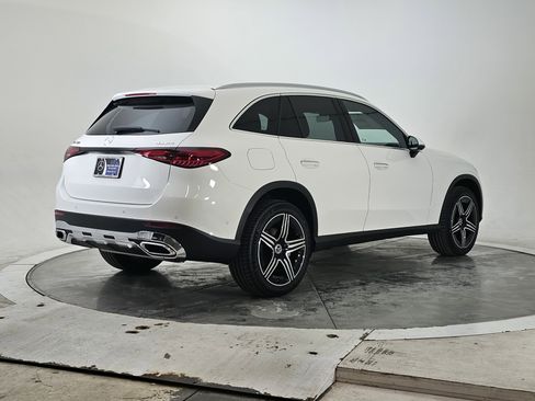 New 2026 Mercedes-Benz GLC 300 4MATIC image 3