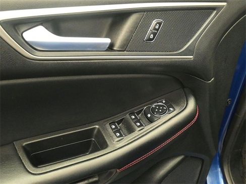 Used 2024 Ford Edge ST-Line image 13