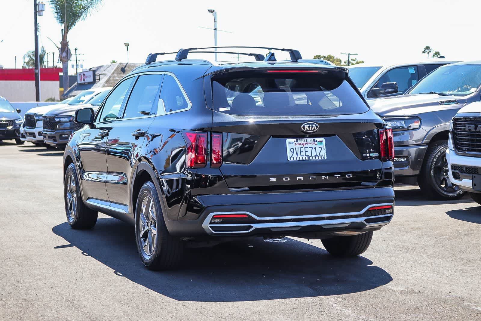 Used 2021 Kia Sorento EX FWD image 6