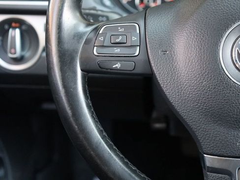 Used 2015 Volkswagen Passat TDI SE image 28