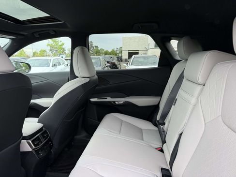 New 2026 Lexus RX 350 Premium Plus AWD/4WD image 13
