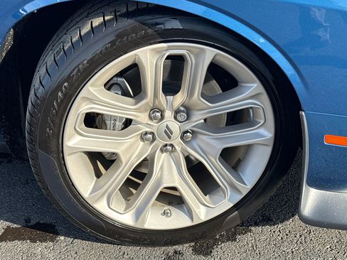 Used 2020 Dodge Challenger R/T image 9