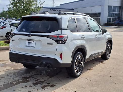 New 2026 Subaru Forester Premium image 4