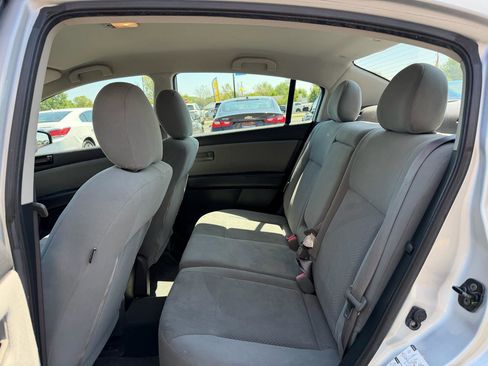 Used 2011 Nissan Sentra 2.0 FWD image 16