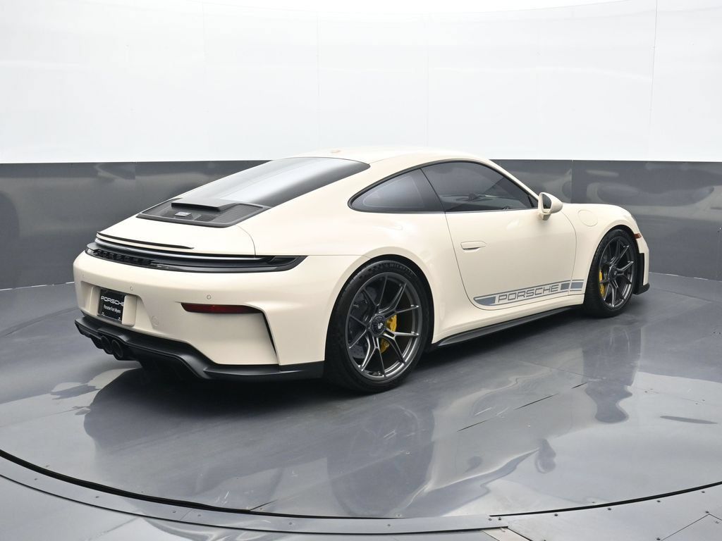 Certified 2026 Porsche 911 GT3 RWD image 18