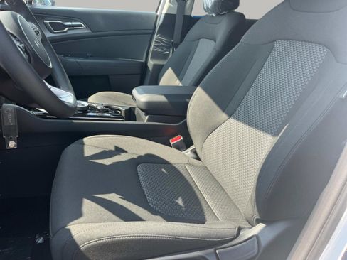 New 2025 Kia Sportage LX AWD/4WD image 25