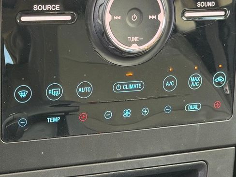 Used 2017 Ford Flex Limited w/ Equipment Group 301A FWD image 21