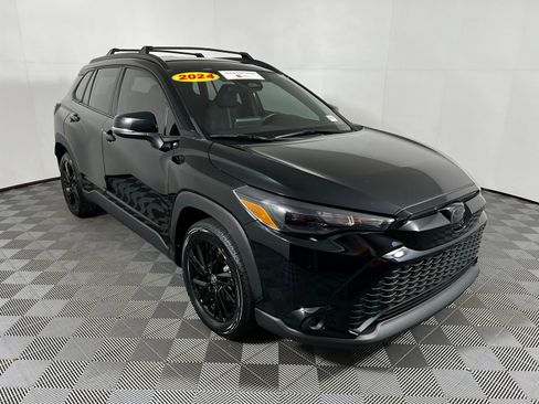 Certified 2024 Toyota Corolla Cross AWD Hybrid image 3