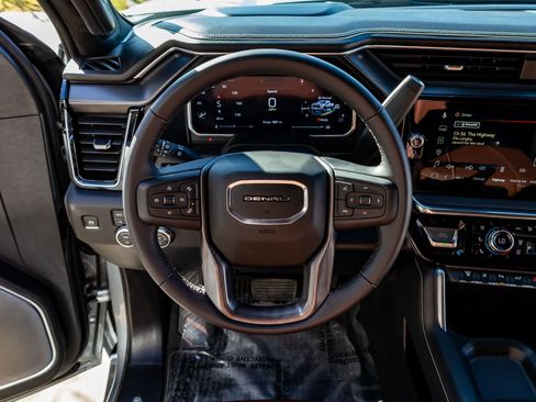 Used 2026 GMC Sierra 3500 Denali Ultimate image 19