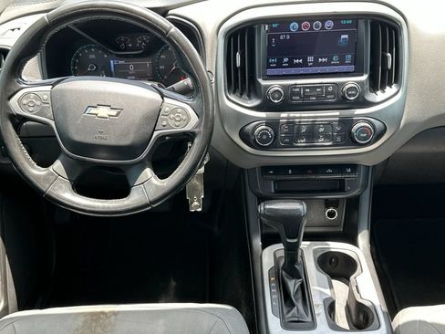 Used 2017 Chevrolet Colorado LT w/ LT Convenience Package RWD image 14