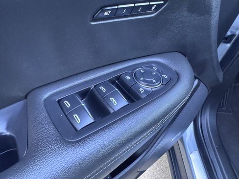 Used 2023 Cadillac XT6 Luxury w/ LPO, Floor Liner Package image 46