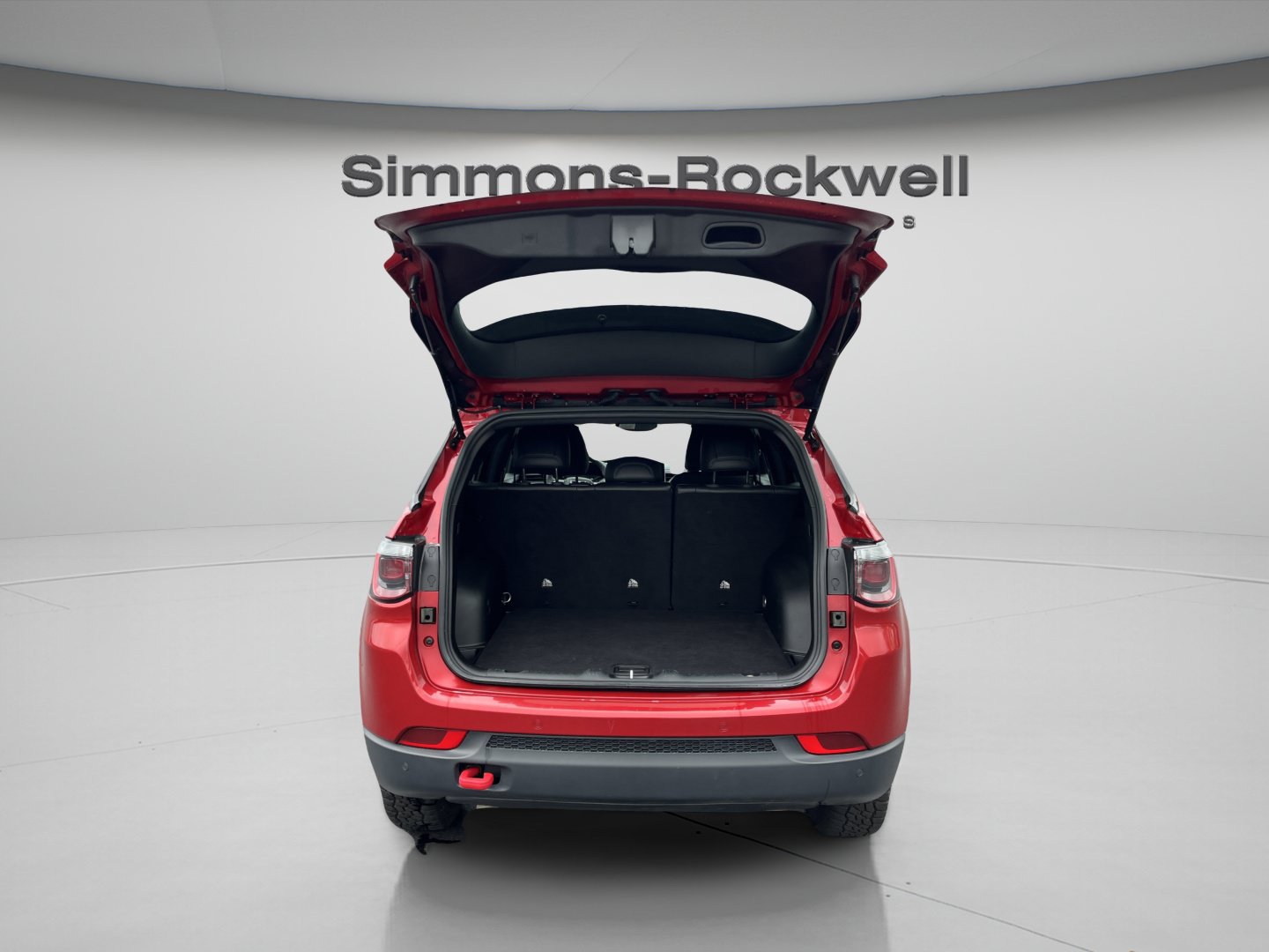 Used 2025 Jeep Compass Trailhawk AWD/4WD image 9