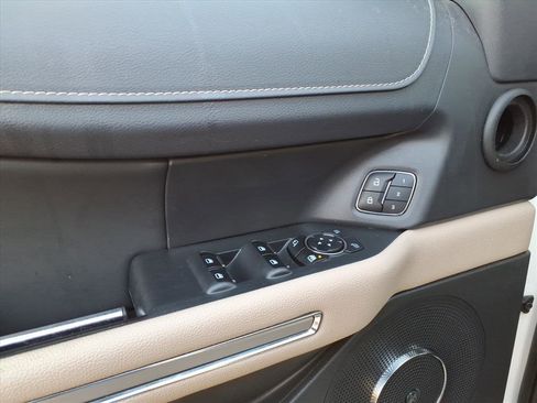 Used 2024 Ford Expedition Limited w/ Excursion Package image 9