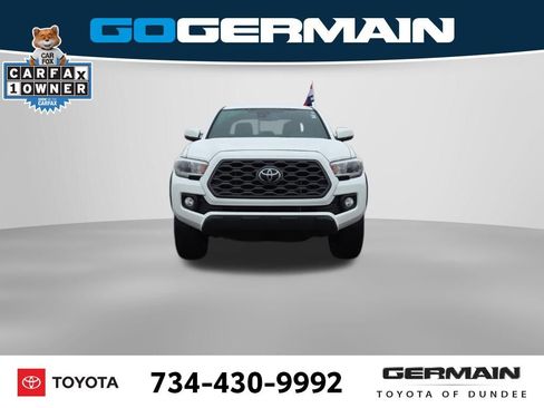 Used 2021 Toyota Tacoma TRD Off-Road w/ Technology Package image 3