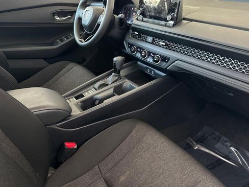 Certified 2023 Honda Accord EX image 31