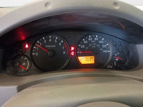 Used 2013 Nissan Frontier S image 14