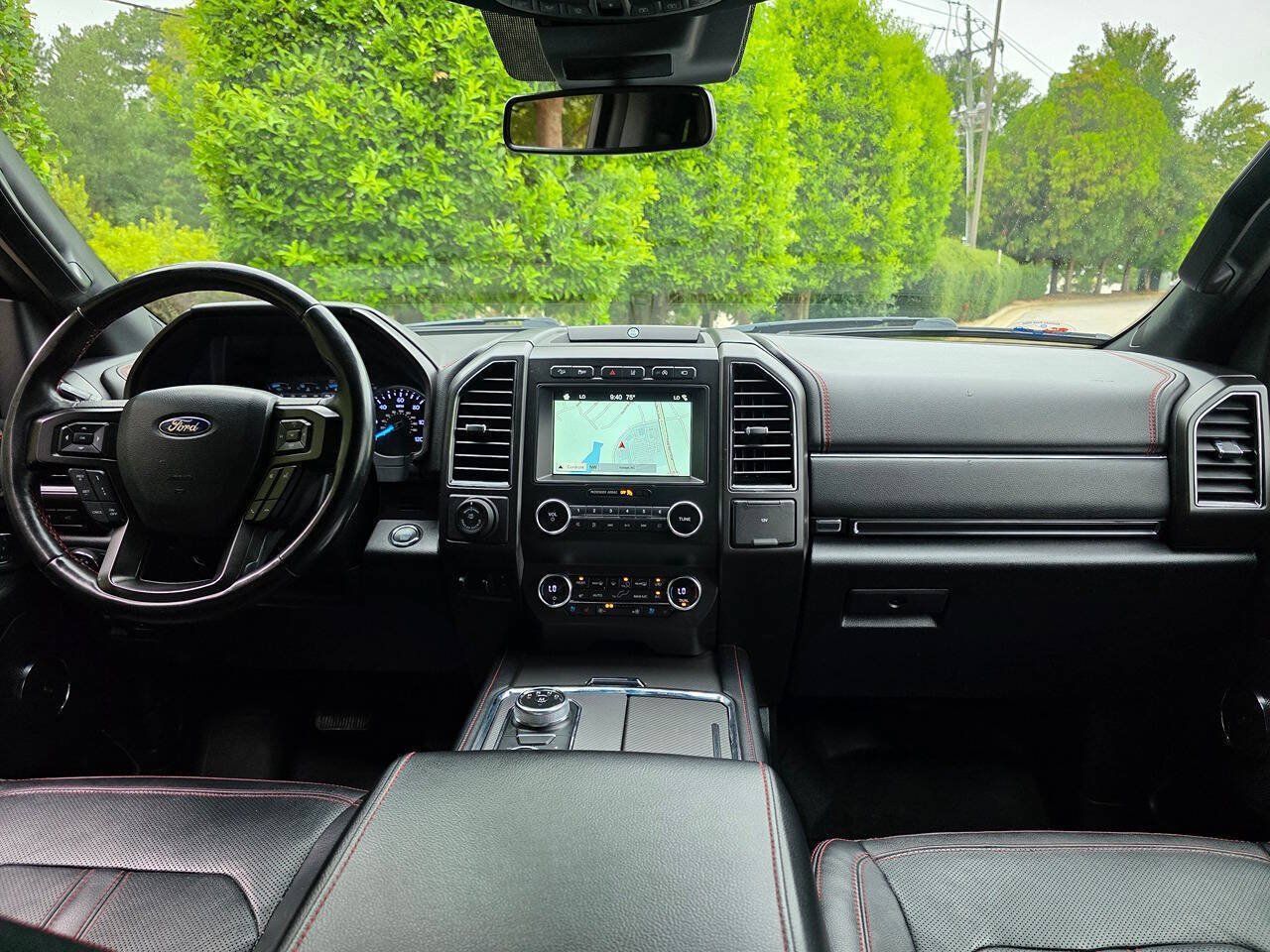 Used 2019 Ford Expedition Limited w/ Equipment Group 303A AWD/4WD image 17