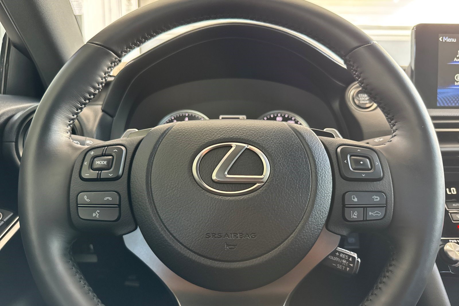 Certified 2025 Lexus IS 300 F Sport RWD image 28