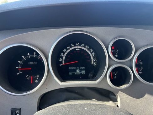 Used 2013 Toyota Tundra Platinum image 19