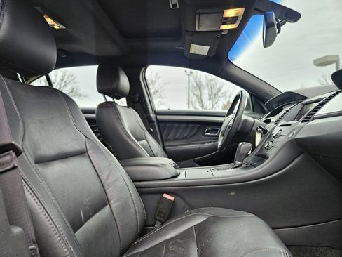 Used 2014 Ford Taurus SEL w/ Equipment Group 201A image 8