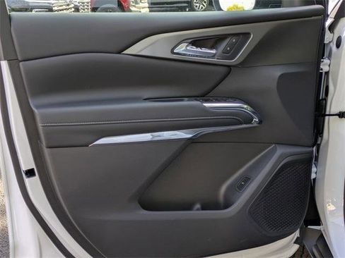 New 2026 Chevrolet Traverse LT w/ Driver Confidence Package image 12