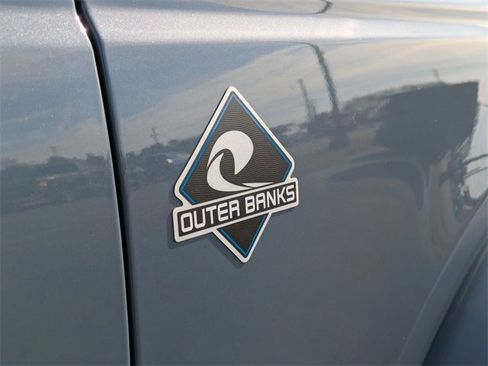 Used 2024 Ford Bronco Outer Banks image 43