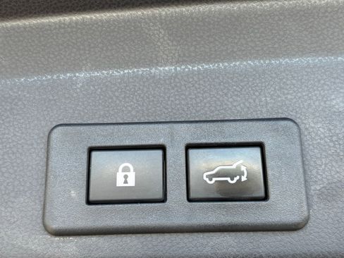 Used 2022 Subaru Ascent Onyx Edition image 11