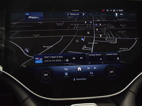 New 2026 Mercedes-Benz EQS 550 4MATIC SUV image 26